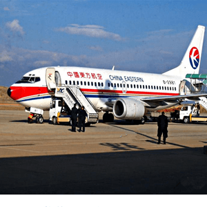 额济纳旗桃来航空快运业稳步发展的原因是什么？